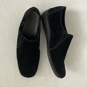 The Flexx Suede Slip On Shoes Booties Square Toe Comfort Women’s Size 10